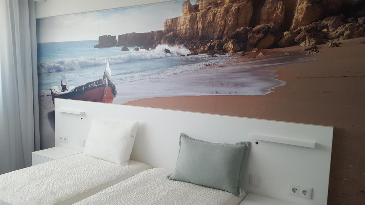 Golden Beach Guest House & Rooftop Bar Фару Экстерьер фото