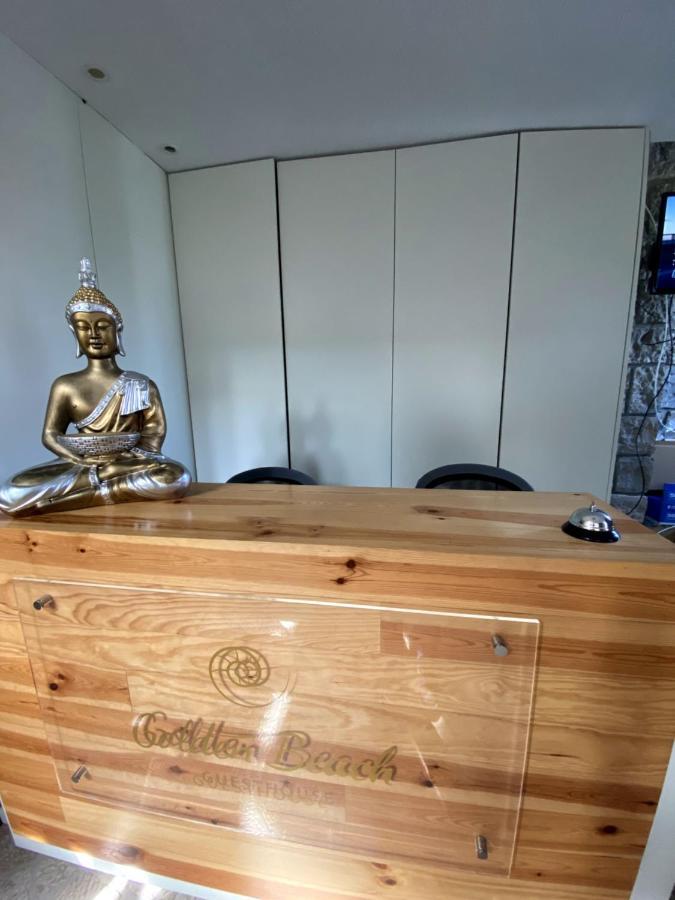 Golden Beach Guest House & Rooftop Bar Фару Экстерьер фото