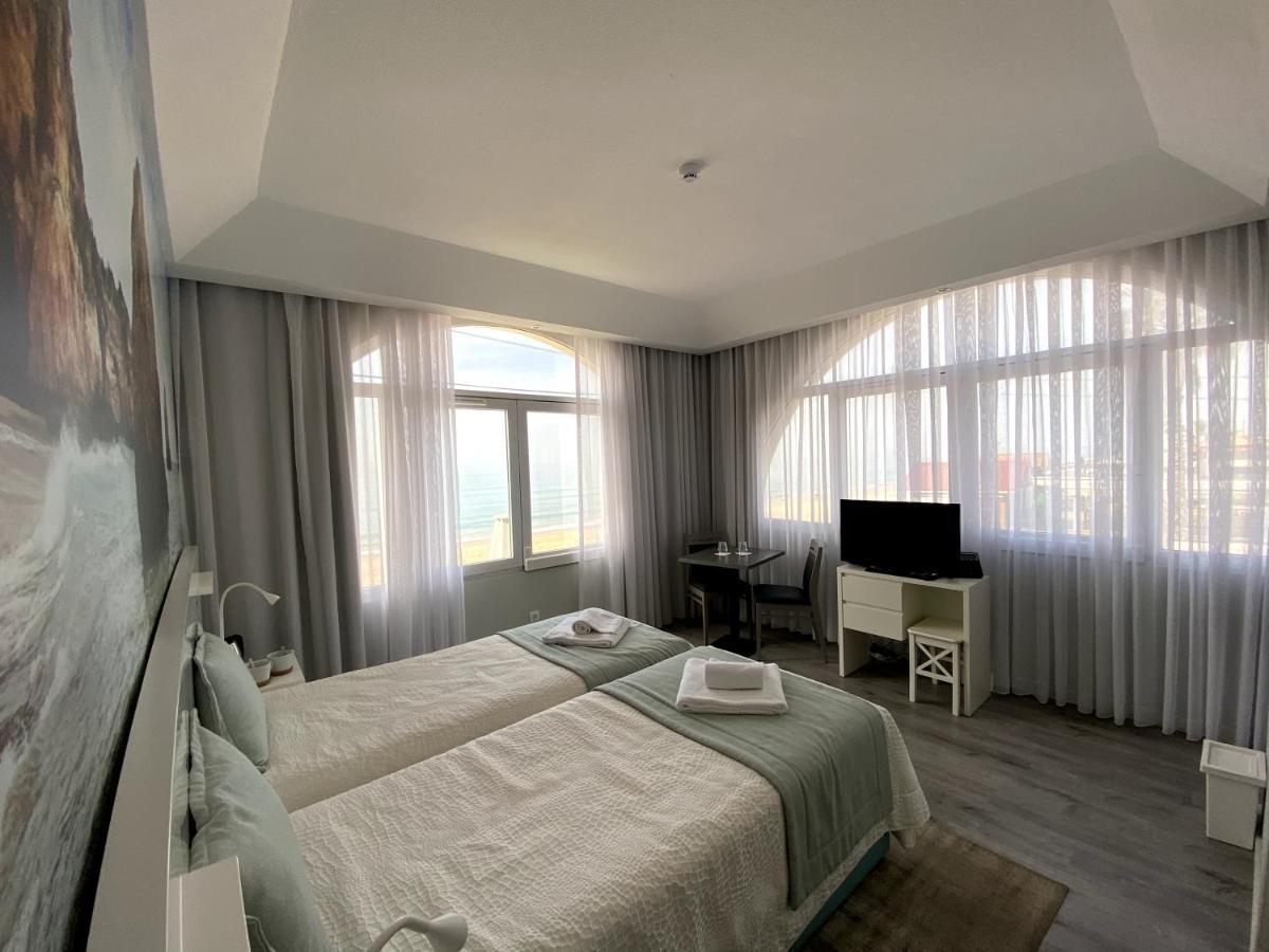 Golden Beach Guest House & Rooftop Bar Фару Экстерьер фото
