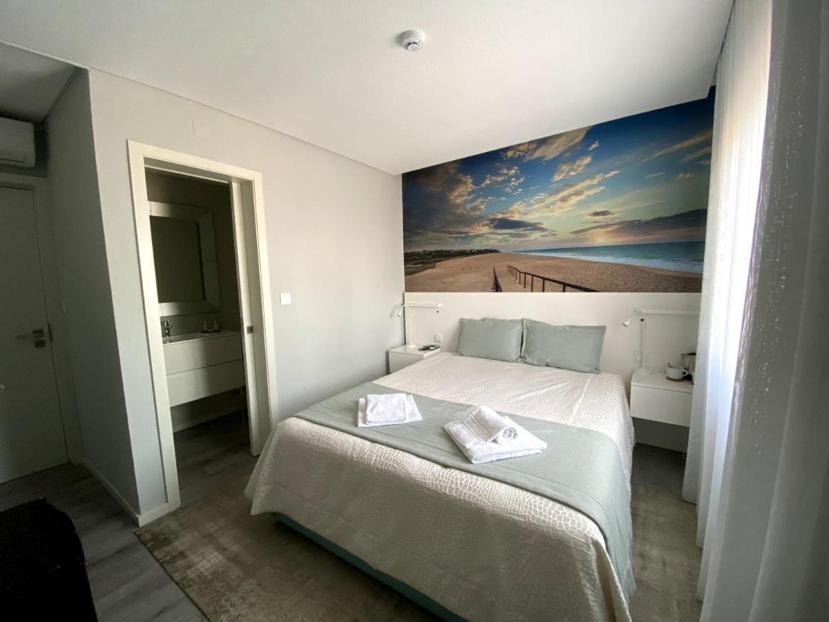 Golden Beach Guest House & Rooftop Bar Фару Экстерьер фото